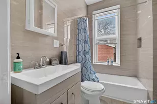 334 St John St, New Haven, CT 06511 - Photo 7