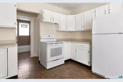 171 Bassett Street, New Britain, CT 06051 - Photo 11