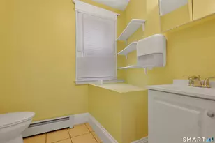 382 Vine St, Hartford, CT 06112 - Photo 27