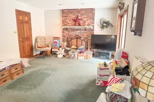 10 Boris Ct, Meriden, CT 06450 - Photo 13