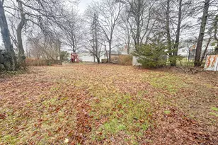 109 Barclay St, Bridgeport, CT 06610 - Photo 9