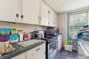 60 Chaplin St, Chaplin, CT 06235 - Photo 17