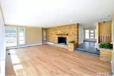 50 Beechtree Lane, West Hartford, CT 06107 - Photo 5