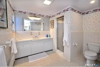 50 Beechtree Lane, West Hartford, CT 06107 - Photo 23