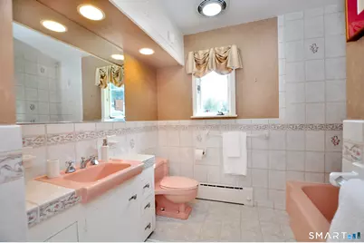 50 Beechtree Lane, West Hartford, CT 06107 - Photo 19