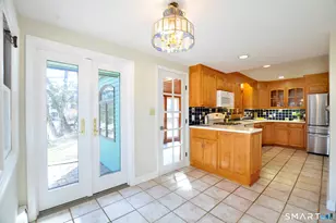 50 Beechtree Ln, West Hartford, CT 06107 - Photo 11