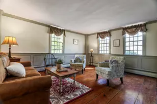 1696 Main St, Glastonbury, CT 06033 - Photo 13