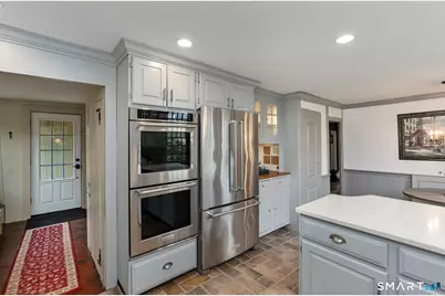 1696 Main Street, Glastonbury, CT 06033 - Photo 9