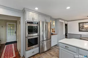 1696 Main St, Glastonbury, CT 06033 - Photo 9