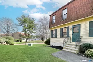 35 Bay Path Way, Branford, CT 06405 - Photo 3