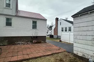 70 Judwin Ave, New Haven, CT 06515 - Photo 27