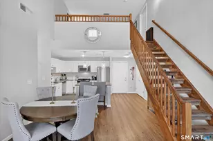 25 Adams Ave, Stamford, CT 06902 - Photo 15