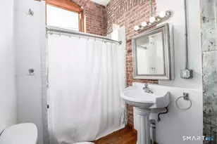 325 Lafayette St, Bridgeport, CT 06604 - Photo 9