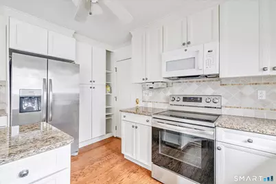 430 Owls Roost #430, Shelton, CT 06484 - Photo 17