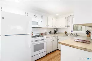 7 Rowland Pl, Westport, CT 06880 - Photo 9