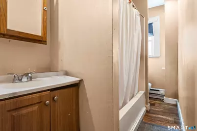 160 Springdale Avenue, Meriden, CT 06451 - Photo 11