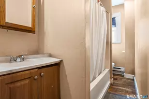 160 Springdale Ave, Meriden, CT 06451 - Photo 11