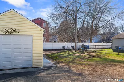 160 Springdale Avenue, Meriden, CT 06451 - Photo 5