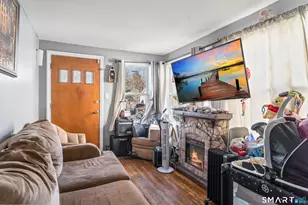 160 Springdale Ave, Meriden, CT 06451 - Photo 7