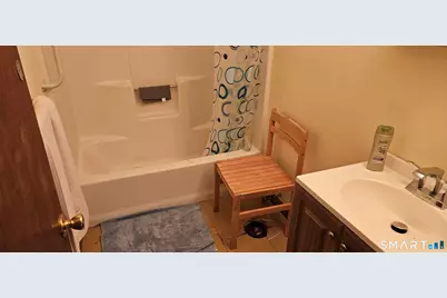 168 Mulloy Road #APT 10, Waterbury, CT 06705 - Photo 13