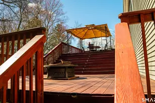 37 Autumn Ln, East Hartford, CT 06108 - Photo 9