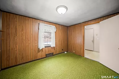 9 Foxcroft Road, Enfield, CT 06082 - Photo 17