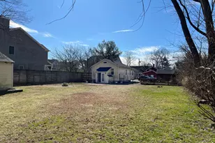 14-16 Crown St, Plainville, CT 06062 - Photo 17