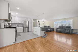 18 Crestwood Trail, East Hartford, CT 06118 - Photo 5