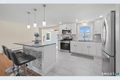 18 Crestwood Trail, East Hartford, CT 06118 - Photo 9