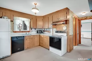 17 Kingsland Ave, Wallingford, CT 06492 - Photo 23