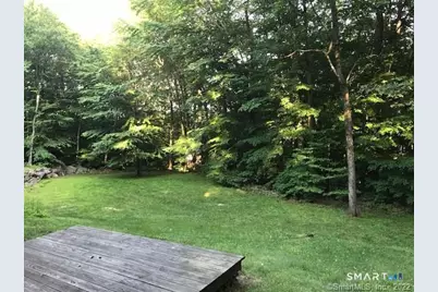 15 Indian Hill Lane #Lower level apartment, Newtown, CT 06482 - Photo 13