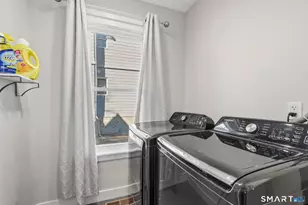 163 Willetts Ave, New London, CT 06320 - Photo 23