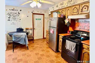 121 Saybrook Road, Middletown, CT 06457 - Photo 5