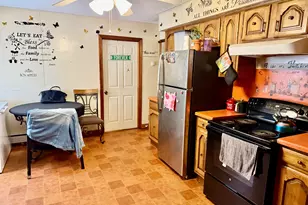 121 Saybrook Rd, Middletown, CT 06457 - Photo 5