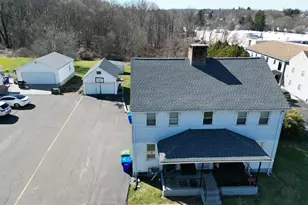 121 Saybrook Rd, Middletown, CT 06457 - Photo 3