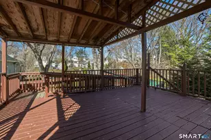 26 St Augustine St, West Hartford, CT 06110 - Photo 31