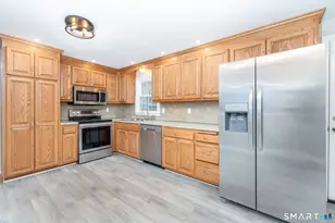 14 Bridgeport Ave, Bristol, CT 06010 - Photo 7