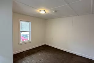 162 Norwich Ave, Norwich, CT 06360 - Photo 11