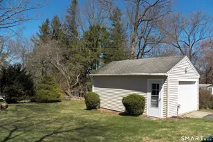 60 Rockledge Dr, Waterbury, CT 06706 - Photo 3