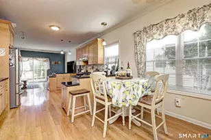 12 Landin St, Woodbridge, CT 06525 - Photo 7