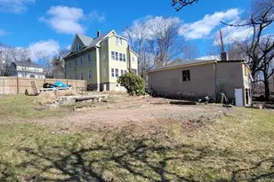 2784 E Main St, Waterbury, CT 06705 - Photo 9