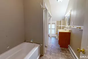 99 Maple St, Wethersfield, CT 06109 - Photo 25