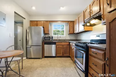 93 Park Avenue #1806, Danbury, CT 06810 - Photo 5