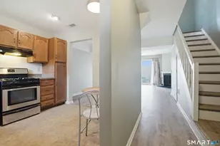 93 Park Ave, Danbury, CT 06810 - Photo 7