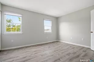 93 Park Ave, Danbury, CT 06810 - Photo 21