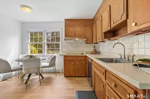 7 Gray Squirrel Dr, Norwalk, CT 06850 - Photo 11