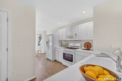 1502 Pinnacle Way #1502, Danbury, CT 06811 - Photo 13