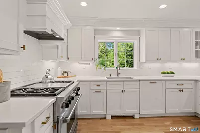 463 White Oak Shade Road, New Canaan, CT 06840 - Photo 9