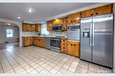 76 Luther Street, Bridgeport, CT 06606 - Photo 23