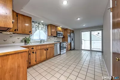 76 Luther Street, Bridgeport, CT 06606 - Photo 19